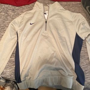Nike Therma Fit